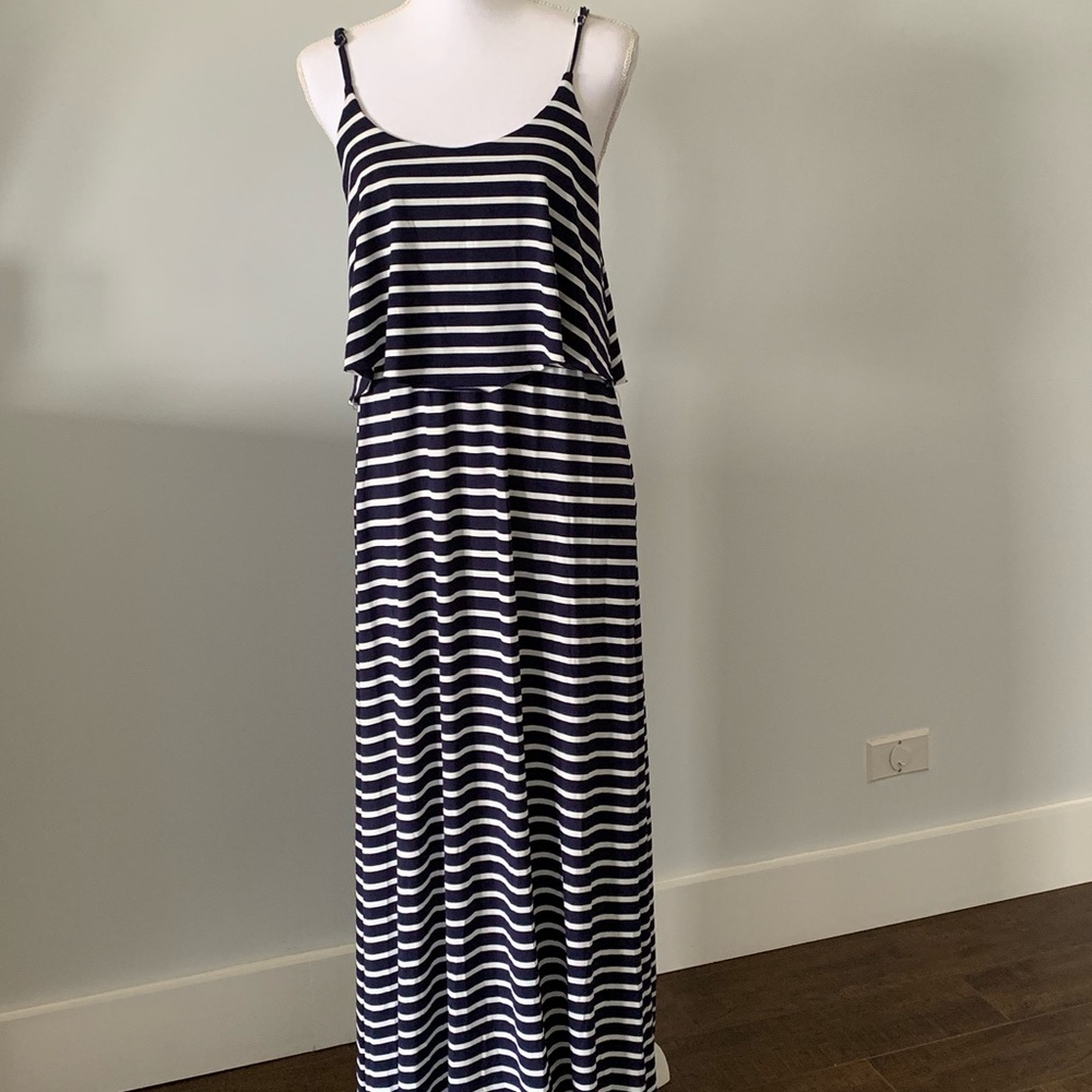 Maxi Dress EXIST brand